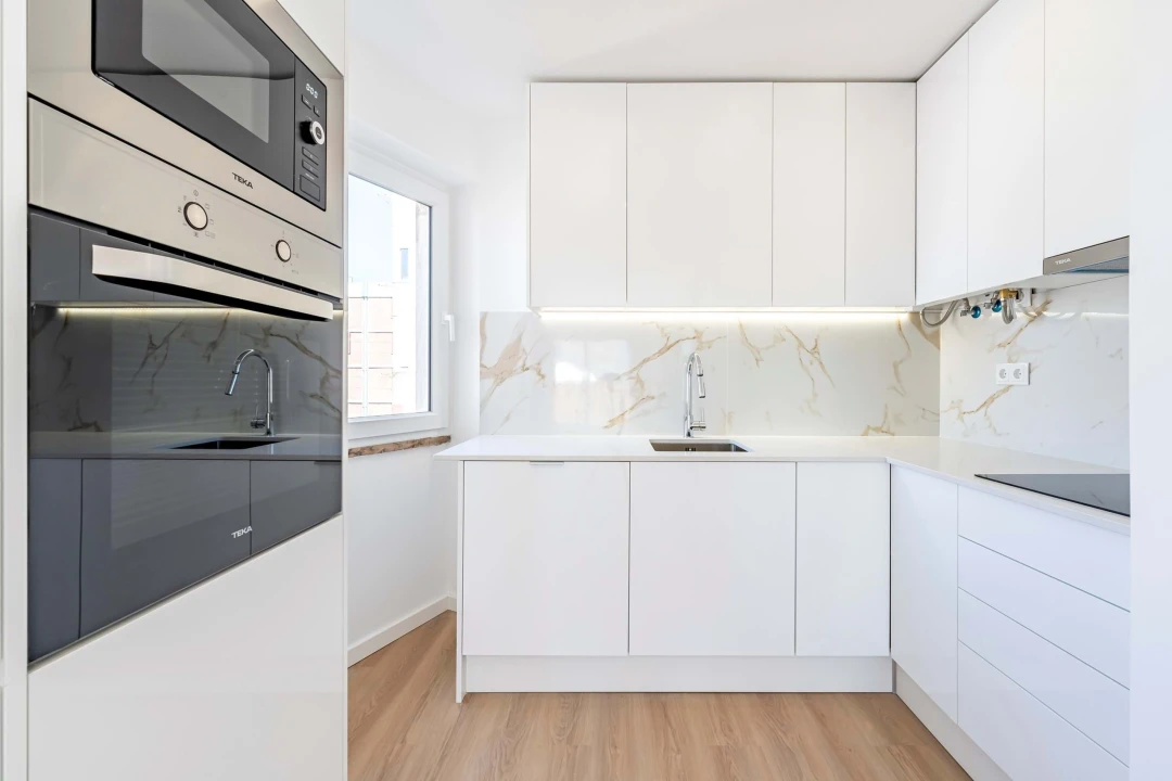 Apartamento T2 para Arrendamento em Avenidas Novas Foto 10