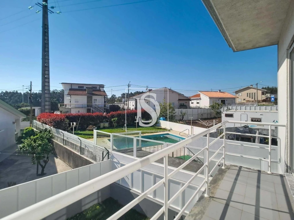Moradia T3 para Venda em Nogueira da Regedoura Foto 34