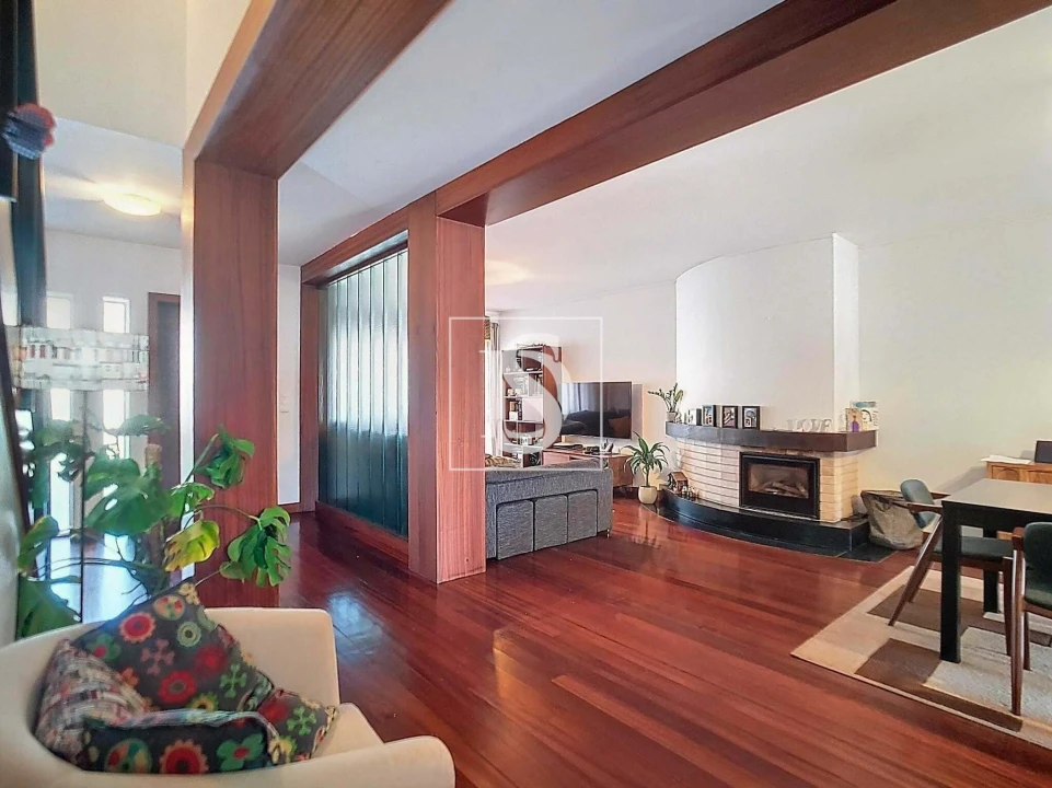 Moradia T3 para Venda em Nogueira da Regedoura Foto 3