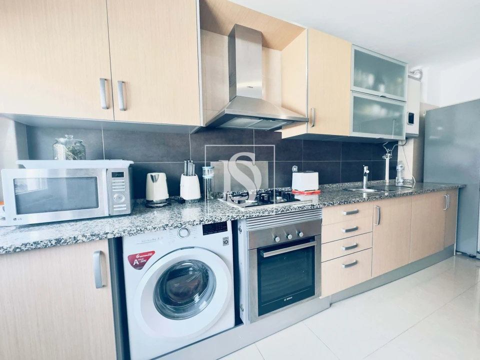 Apartamento T2 para Venda em Agualva e Mira-Sintra Foto 44