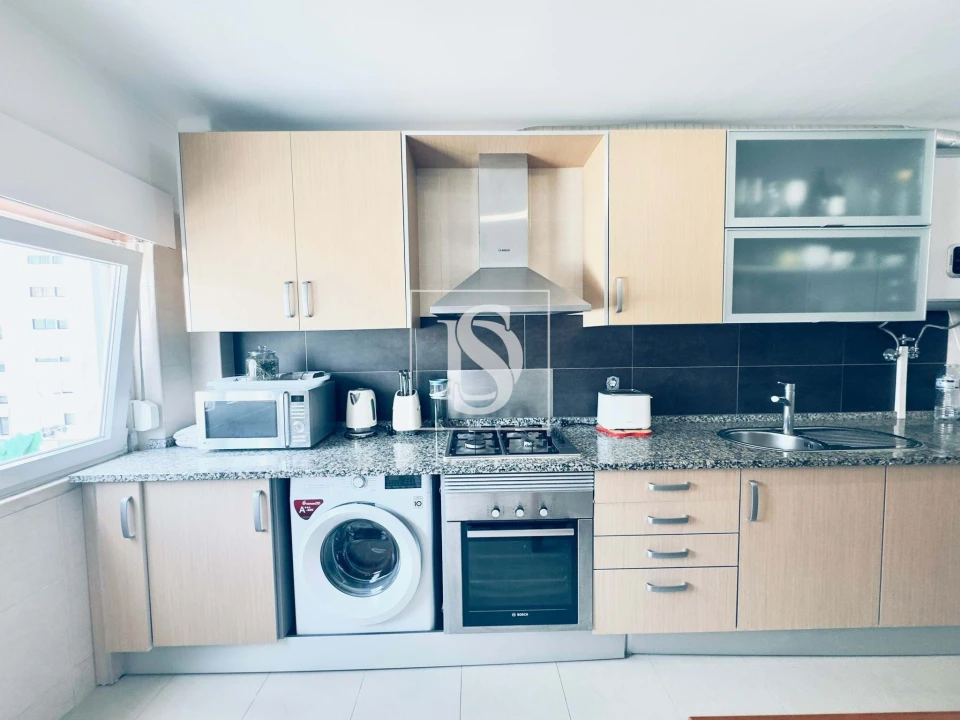 Apartamento T2 para Venda em Agualva e Mira-Sintra Foto 42