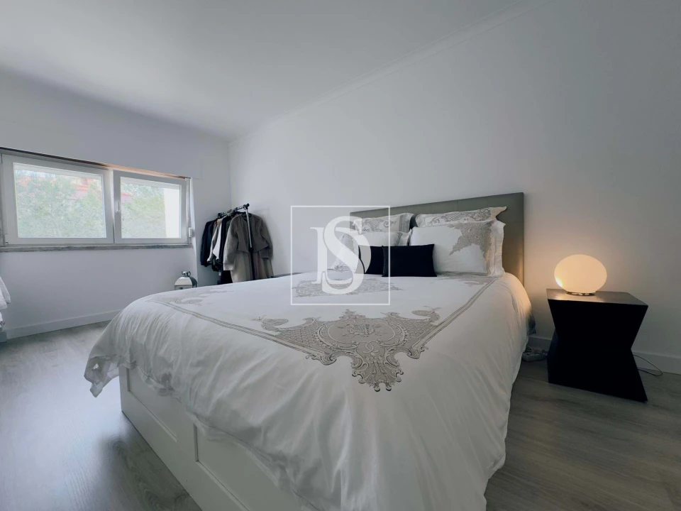 Apartamento T2 para Venda em Agualva e Mira-Sintra Foto 5