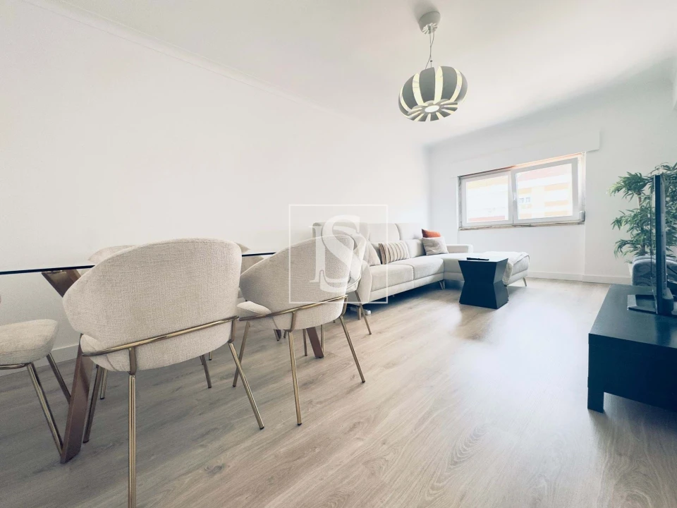 Apartamento T2 para Venda em Agualva e Mira-Sintra Foto 34