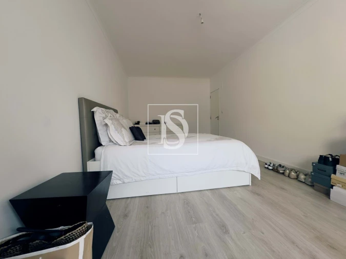 Apartamento T2 para Venda em Agualva e Mira-Sintra Foto 27