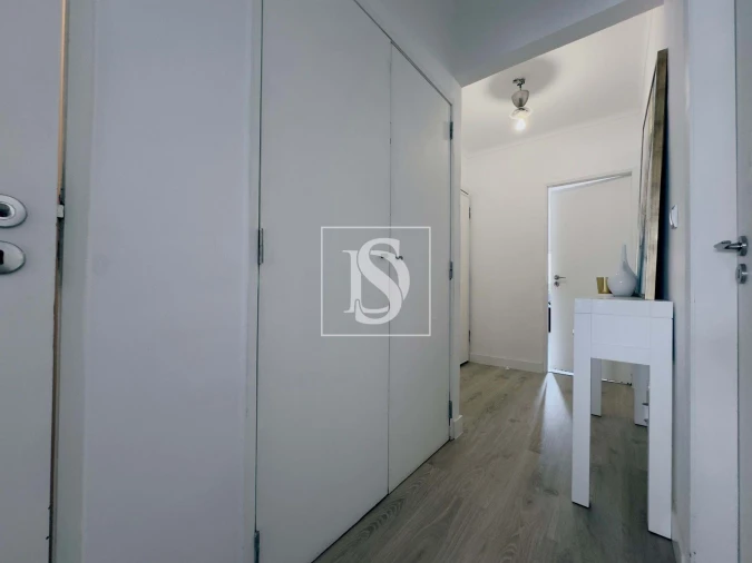 Apartamento T2 para Venda em Agualva e Mira-Sintra Foto 10