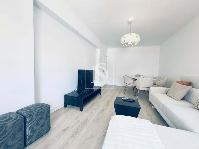 Apartamento T2 para Venda em Agualva e Mira-Sintra Foto 36