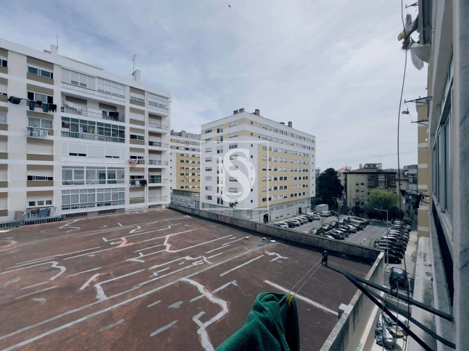 Apartamento T2 para Venda em Agualva e Mira-Sintra Foto 54