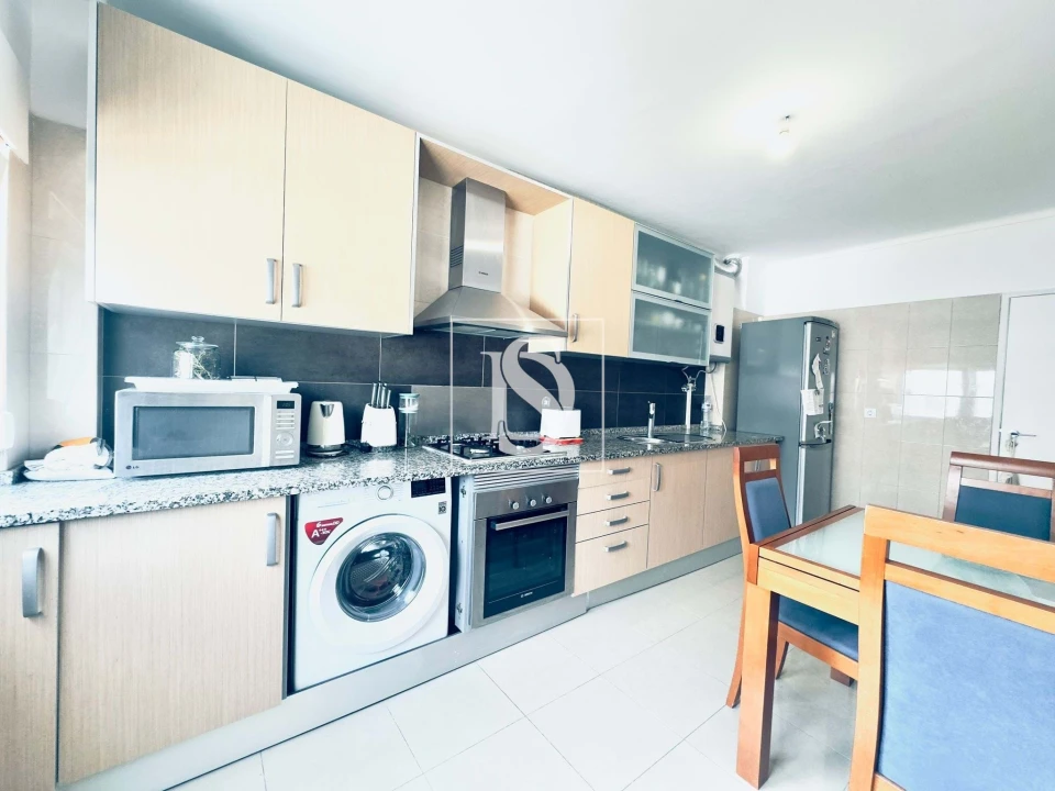 Apartamento T2 para Venda em Agualva e Mira-Sintra Foto 45