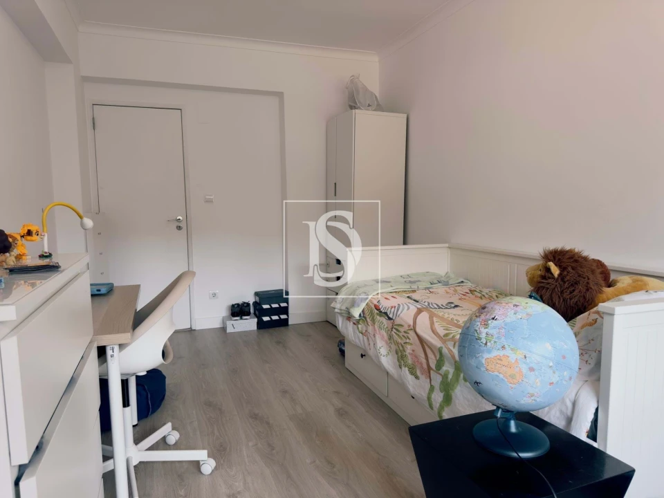 Apartamento T2 para Venda em Agualva e Mira-Sintra Foto 20