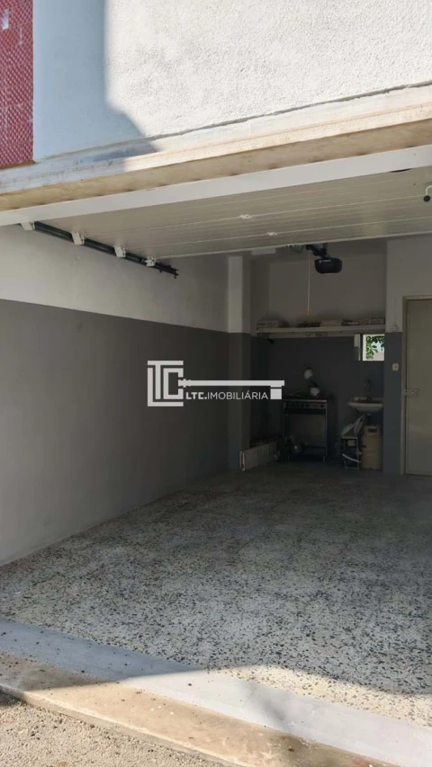 Apartamento T4 para Arrendamento em Olivais