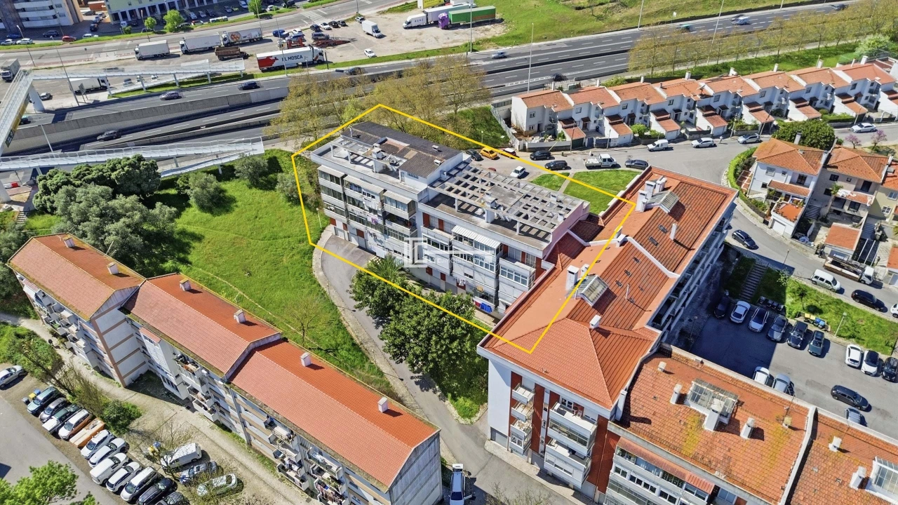 Apartamento T4 para Arrendamento em Olivais Foto 33