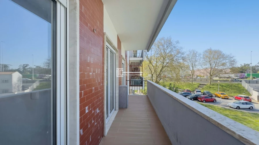 Apartamento T4 para Arrendamento em Olivais Foto 25