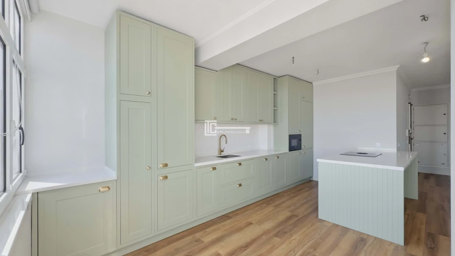 Apartamento T4 para Arrendamento em Olivais Foto 3