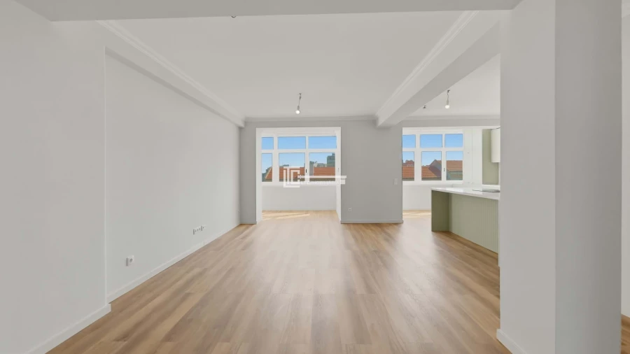 Apartamento T4 para Arrendamento em Olivais Foto 8