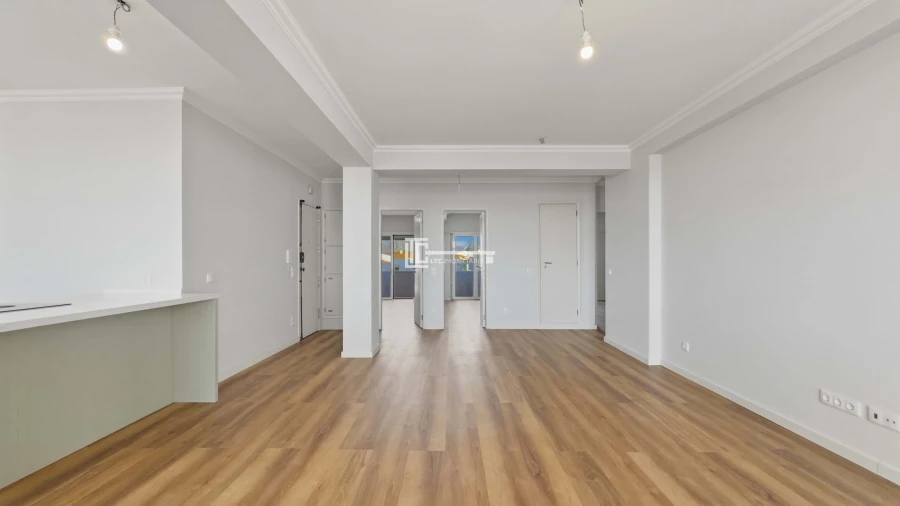 Apartamento T4 para Arrendamento em Olivais Foto 12