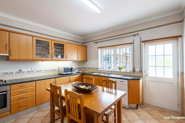 Moradia T3 para Venda em Lagos (São Sebastião e Santa Maria) Foto 2