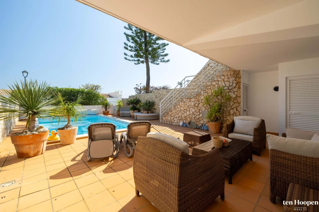 Moradia T4 para Venda em Luz Foto 12