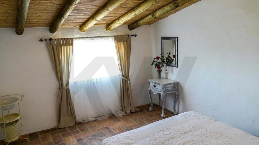 Moradia T4 para Venda em Santa Barbara de Nexe Foto 46