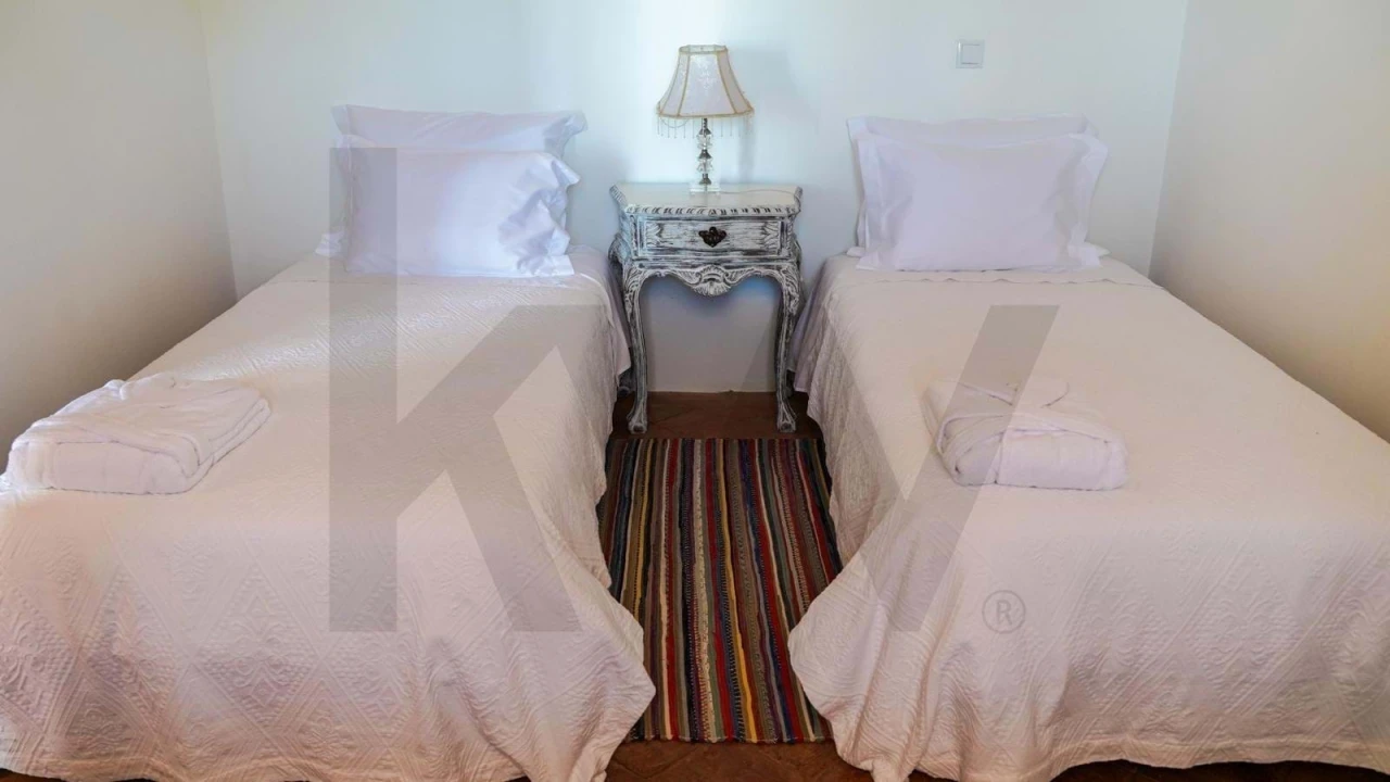 Moradia T4 para Venda em Santa Barbara de Nexe Foto 31