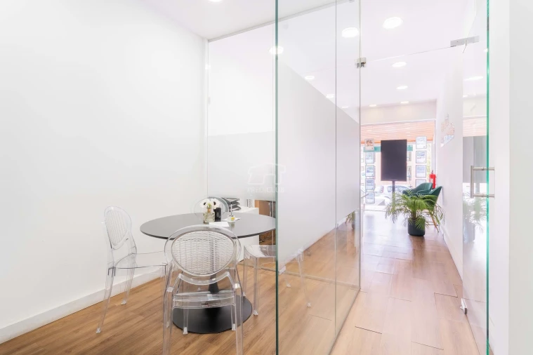 Negócio para Venda em Caniço Foto 9