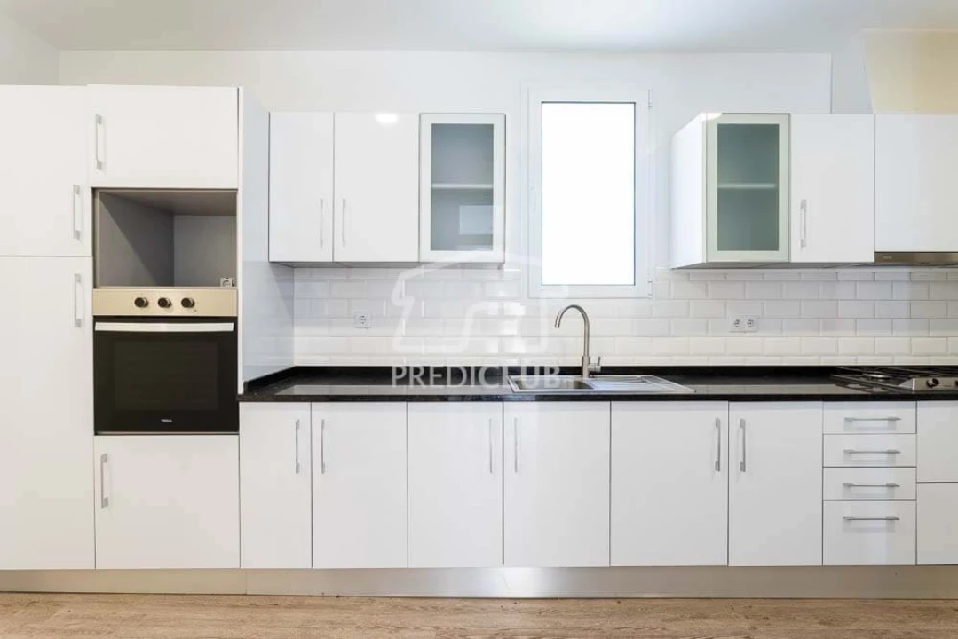 Moradia T4 para Venda em Ribeira Brava Foto 10