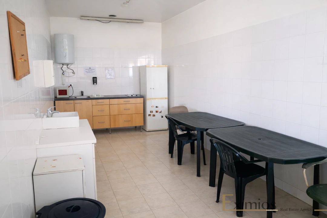 Armazém para Arrendamento em Touguinha e Touguinhó Foto 11