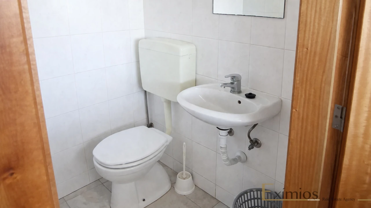 Armazém para Arrendamento em Touguinha e Touguinhó Foto 12