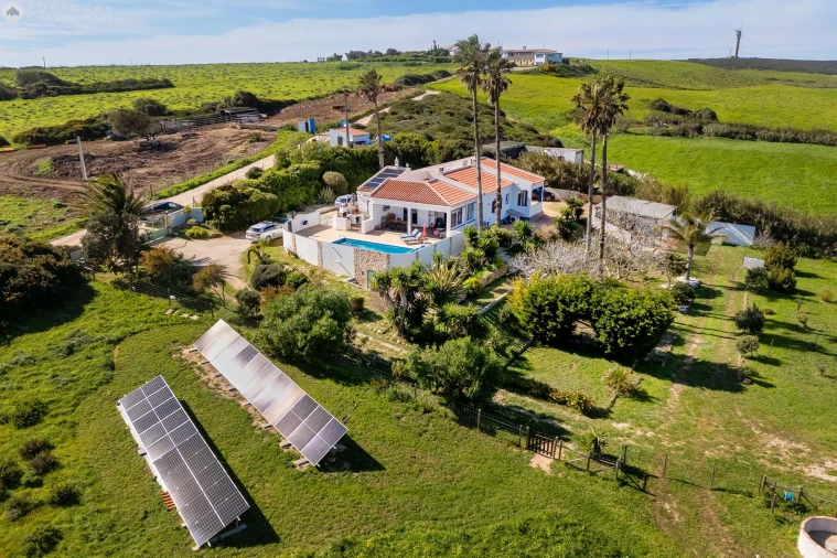 Quinta T3 para Venda em Vila do Bispo e Raposeira