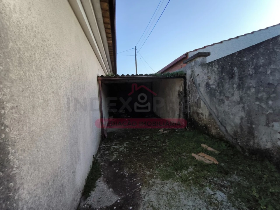 Moradia T5 para Venda em Sangalhos Foto 40