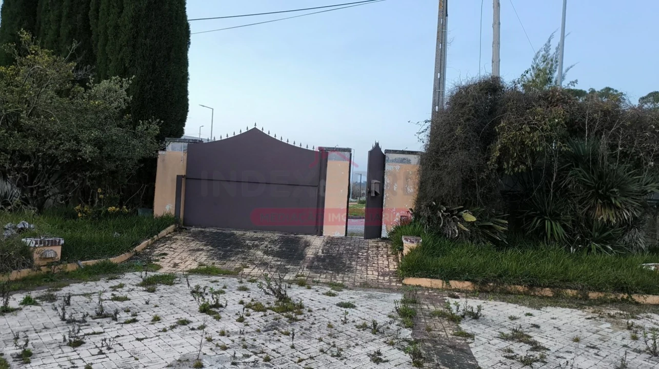 Moradia T5 para Venda em Sangalhos Foto 15