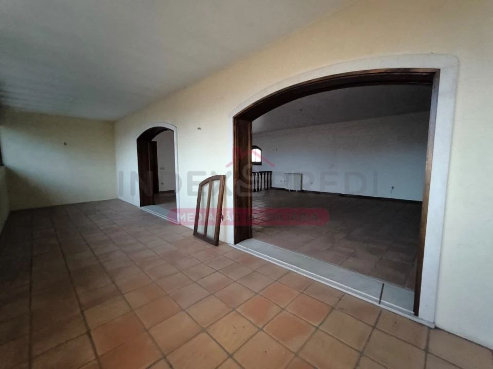 Moradia T5 para Venda em Sangalhos Foto 34