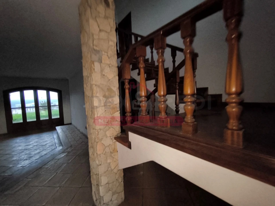 Moradia T5 para Venda em Sangalhos Foto 54