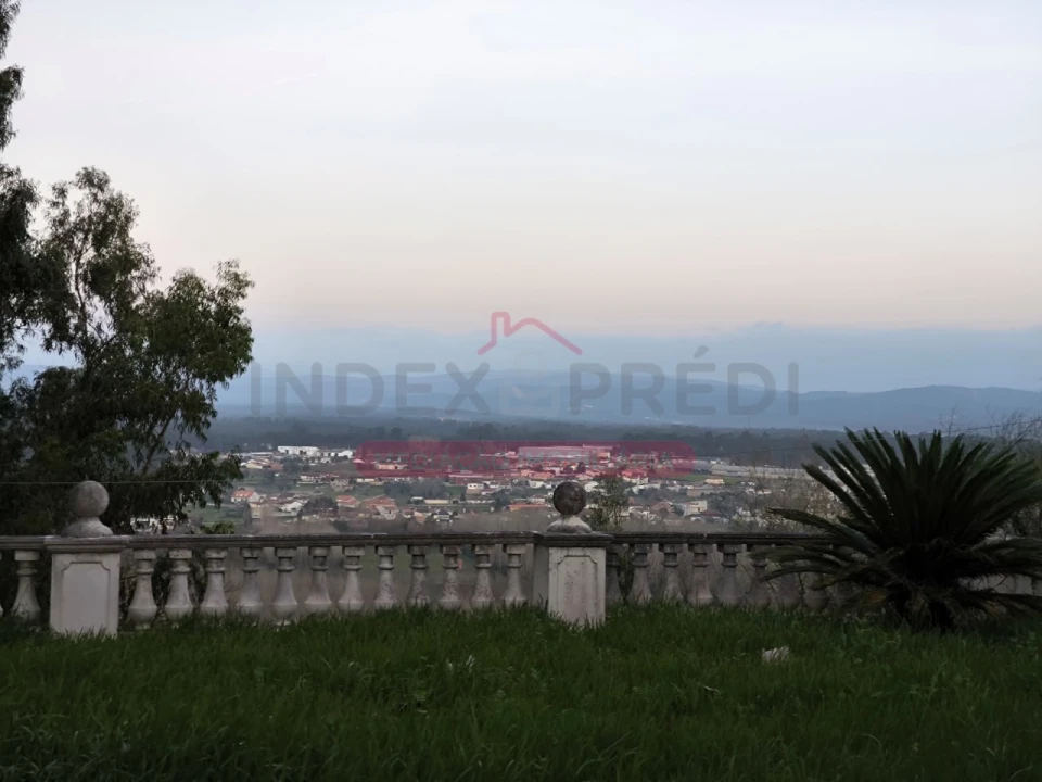 Moradia T5 para Venda em Sangalhos Foto 58