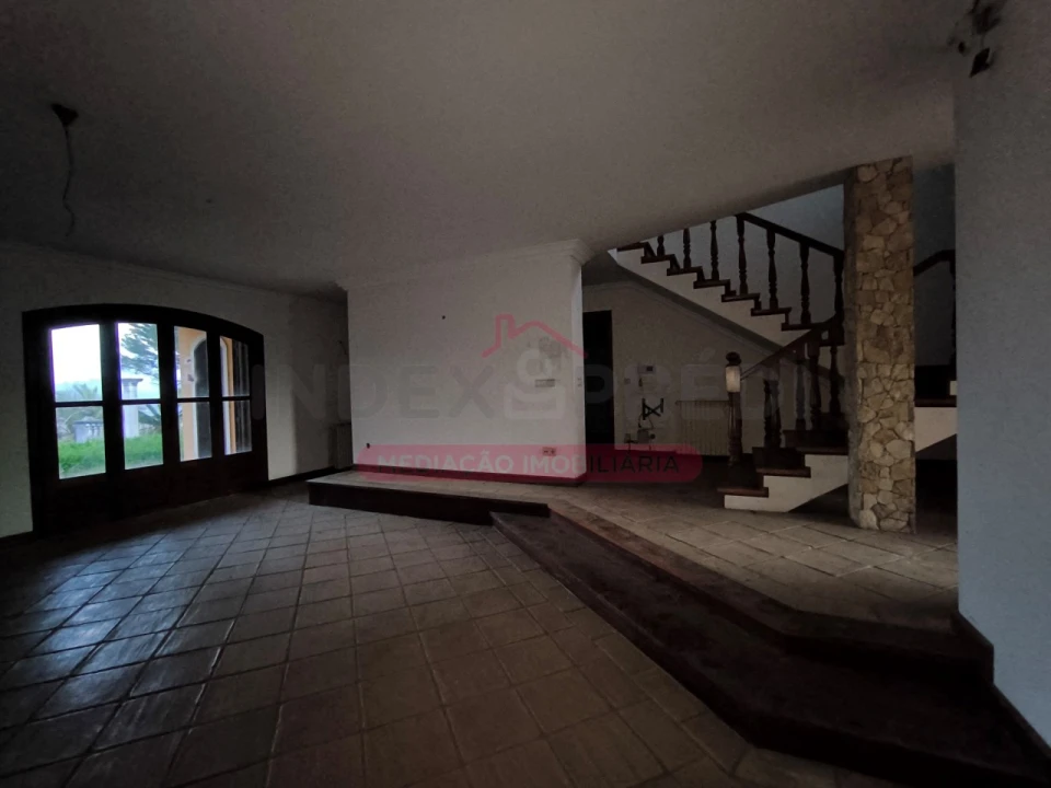 Moradia T5 para Venda em Sangalhos Foto 71