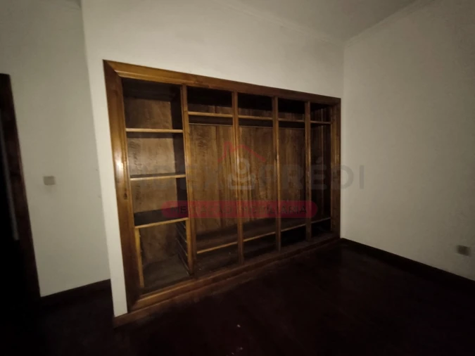 Moradia T5 para Venda em Sangalhos Foto 38