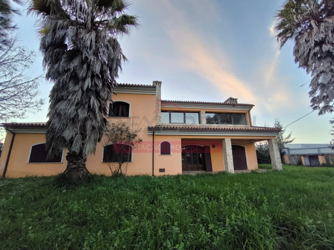 Moradia T5 para Venda em Sangalhos Foto 65