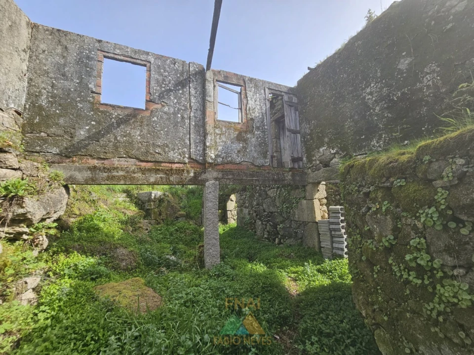 Moradia T3 para Venda em Ribeira Foto 5