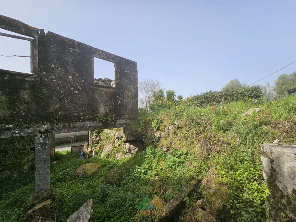 Moradia T3 para Venda em Ribeira Foto 8