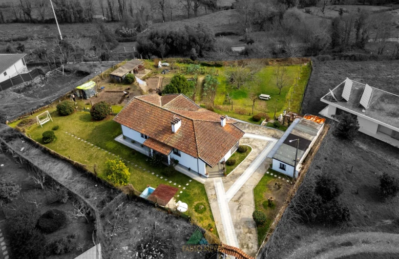 Moradia T3 para Venda em Gondoriz Foto 45