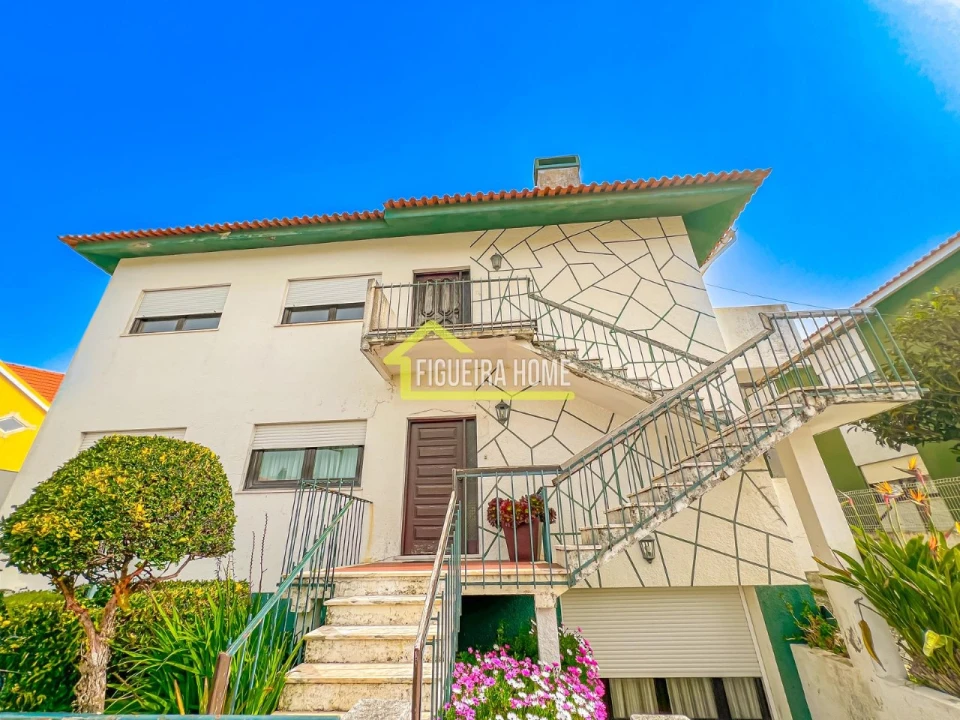 Apartamento T4 para Venda em Buarcos Foto 1