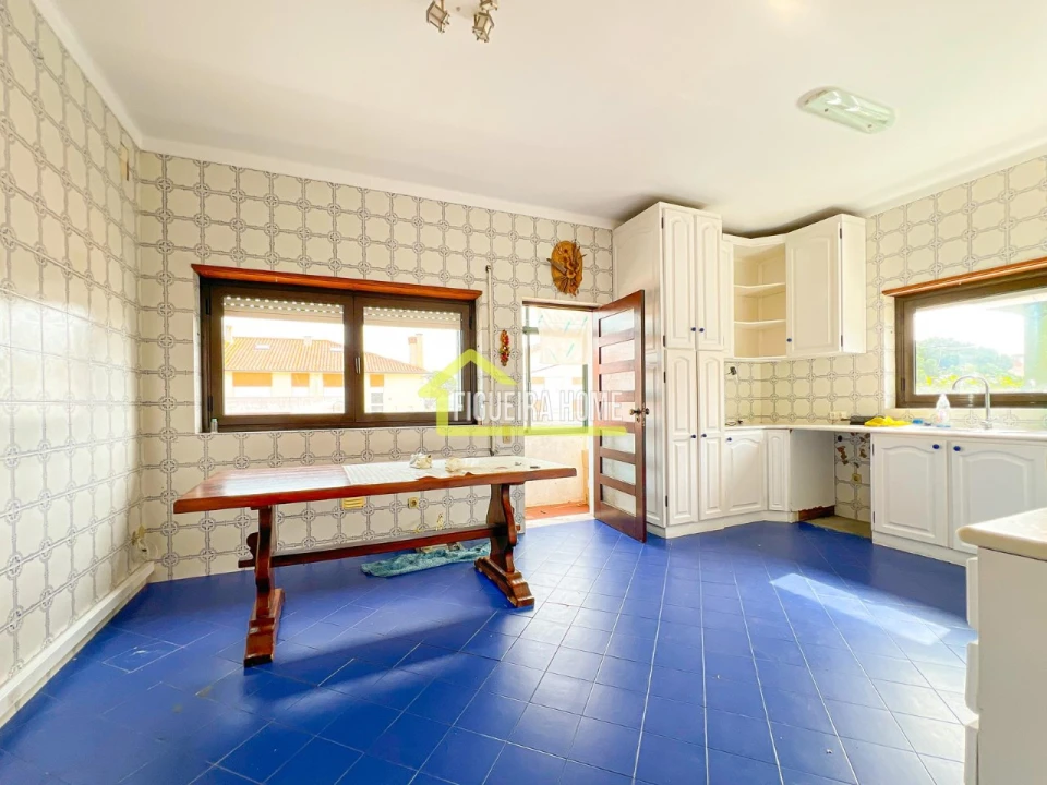 Apartamento T4 para Venda em Buarcos Foto 26