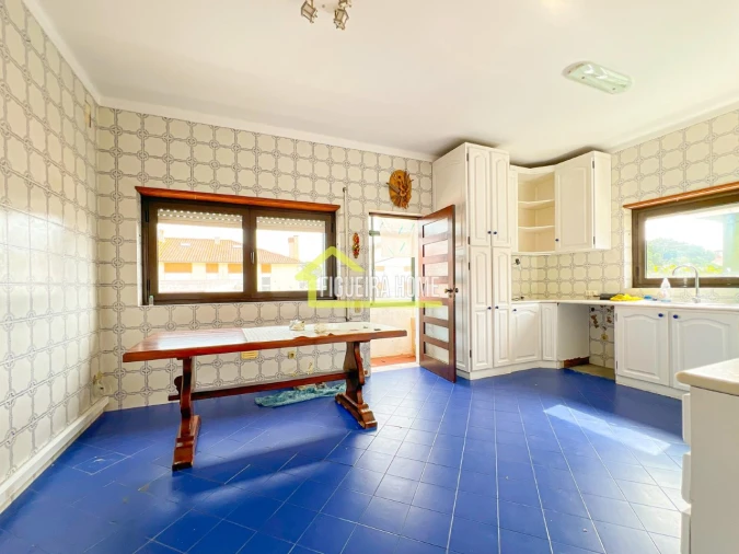 Apartamento T4 para Venda em Buarcos Foto 26