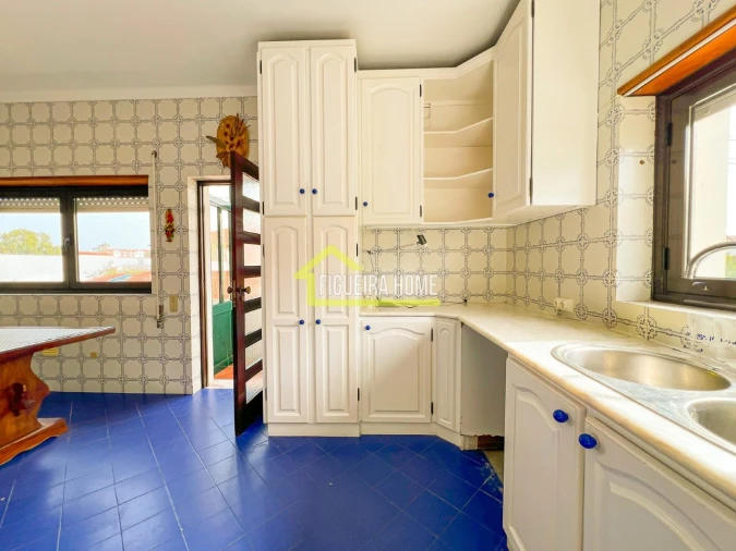 Apartamento T4 para Venda em Buarcos Foto 28