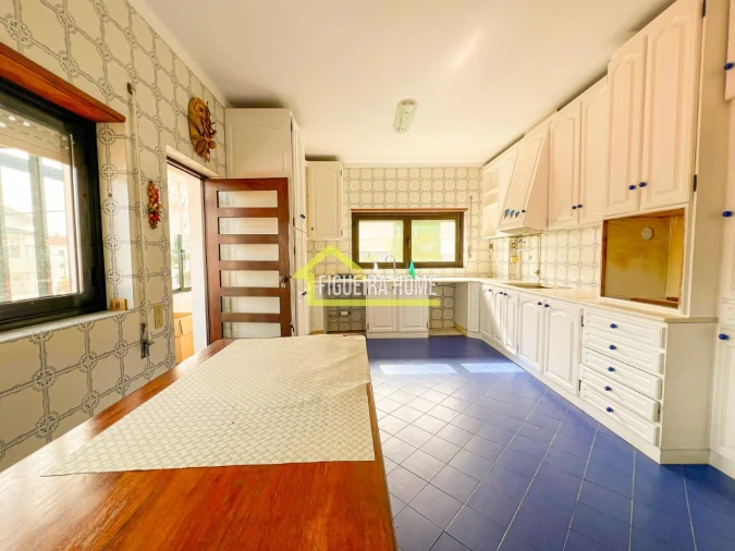 Apartamento T4 para Venda em Buarcos Foto 29