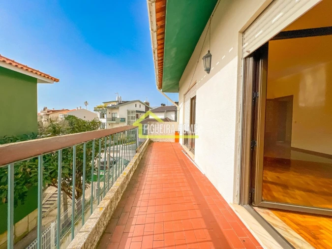 Apartamento T4 para Venda em Buarcos Foto 37