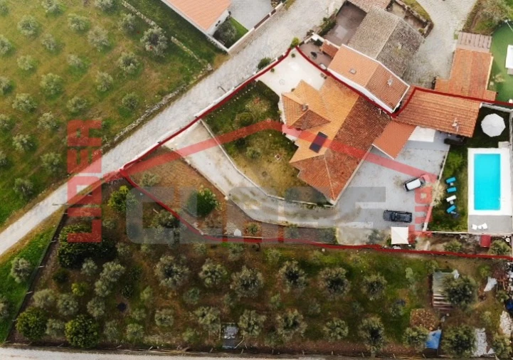 Moradia T3 para Venda em Assares e Lodões Foto 2