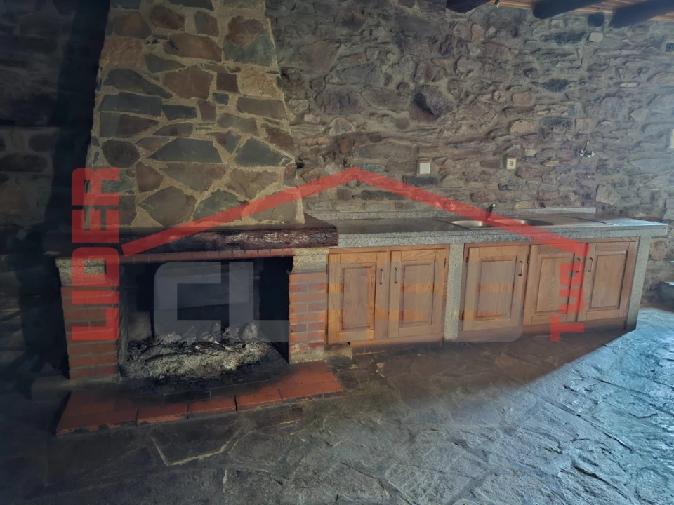 Moradia T2 para Venda em Baçal Foto 5