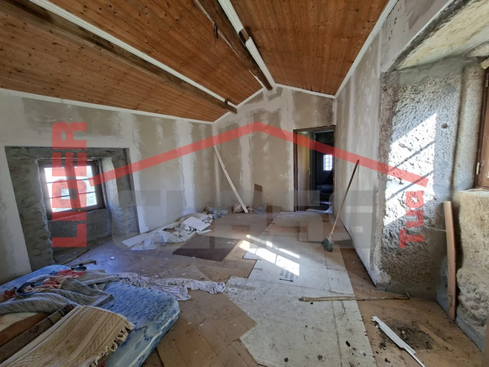 Moradia T2 para Venda em Silva e Águas Vivas Foto 12