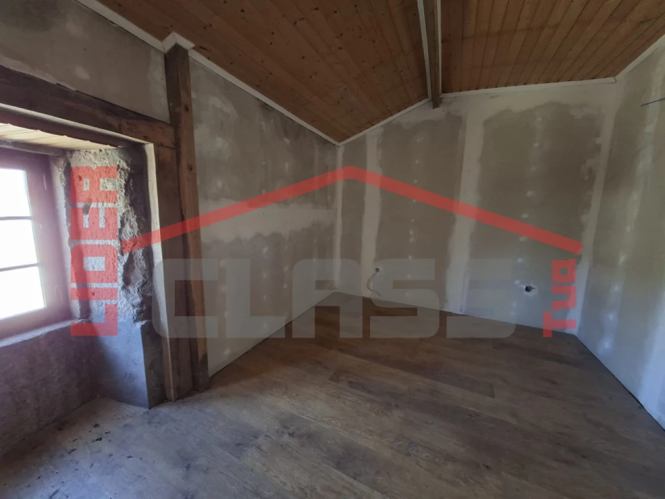 Moradia T2 para Venda em Silva e Águas Vivas Foto 13