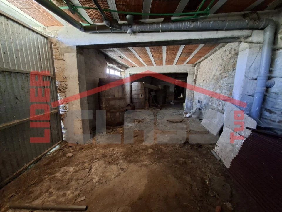 Moradia T2 para Venda em Silva e Águas Vivas Foto 26